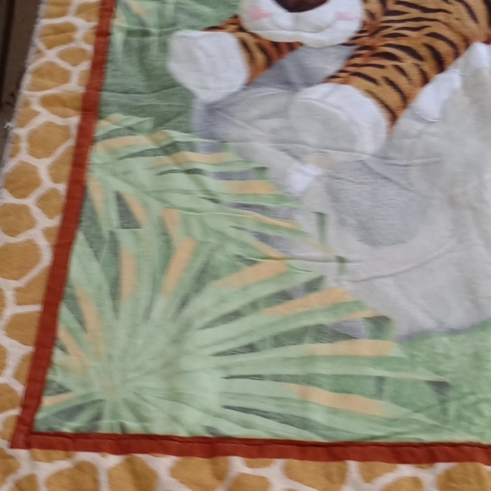 Cute Safari Animal Baby Blanket - Picture 8 of 9